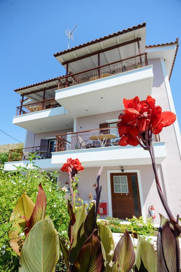 Maistrali Apartments Ratzaklion Exterior photo